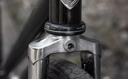 fitting a crown race on fork