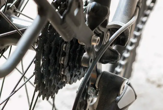 gear indexing cause chain slipping